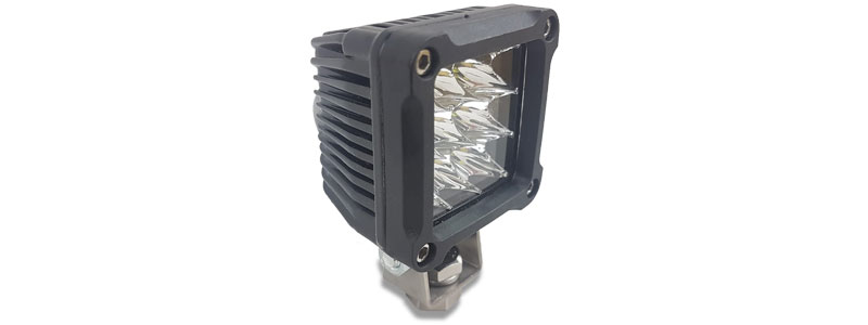 New LED mini cube – pole mounts and only 50mm x 50mm